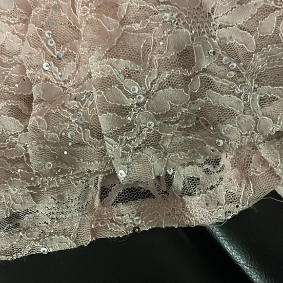 Gorgeous Peach color prom dress. - Picture 11 of 14